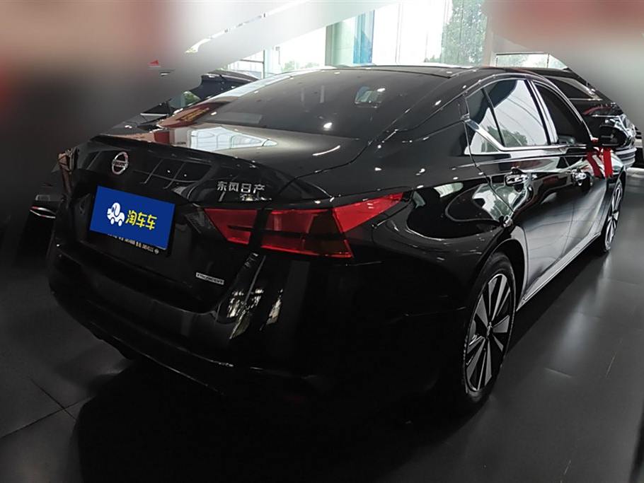 Nissan Teana 2021 2.0L XL