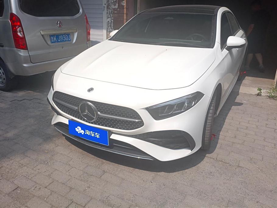 Mercedes-Benz A-Class 2023 A 200 L