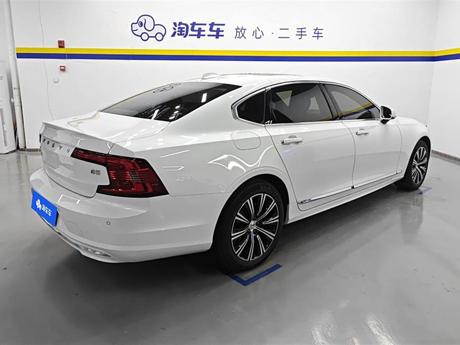 Volvo S90 2022 B5