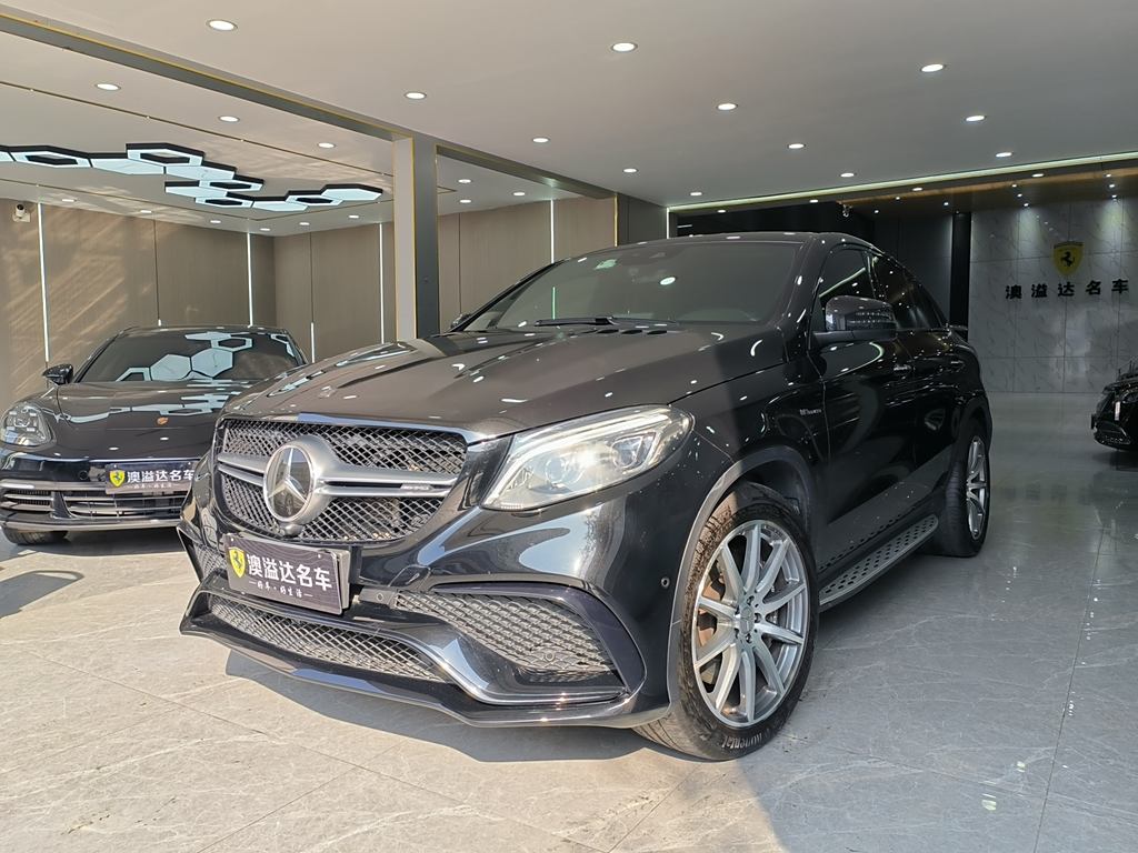 Mercedes-Benz GLE AMG 2015 AMG GLE 63 4MATIC SUV