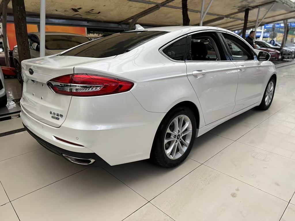 Ford Mondeo 2020 EcoBoost 180