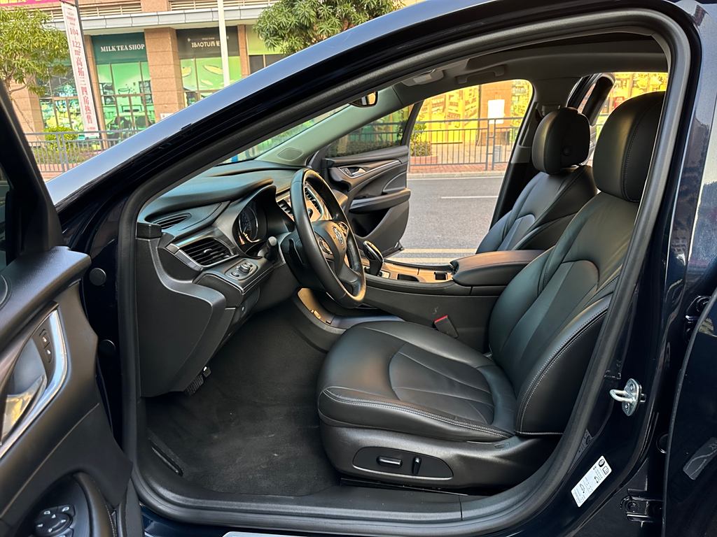 Buick LaCrosse 2019 28T  Luxury