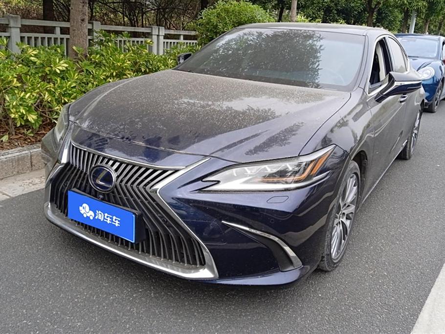 Lexus ES 2021 300h