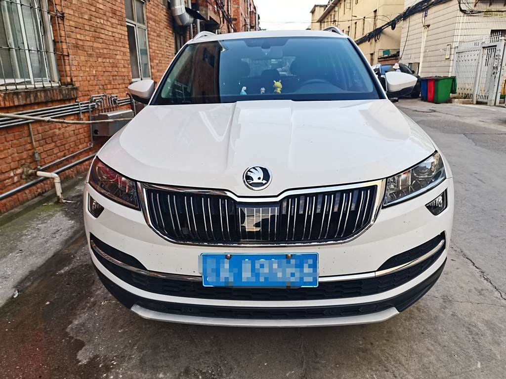 Skoda Karoq 2021 TSI280