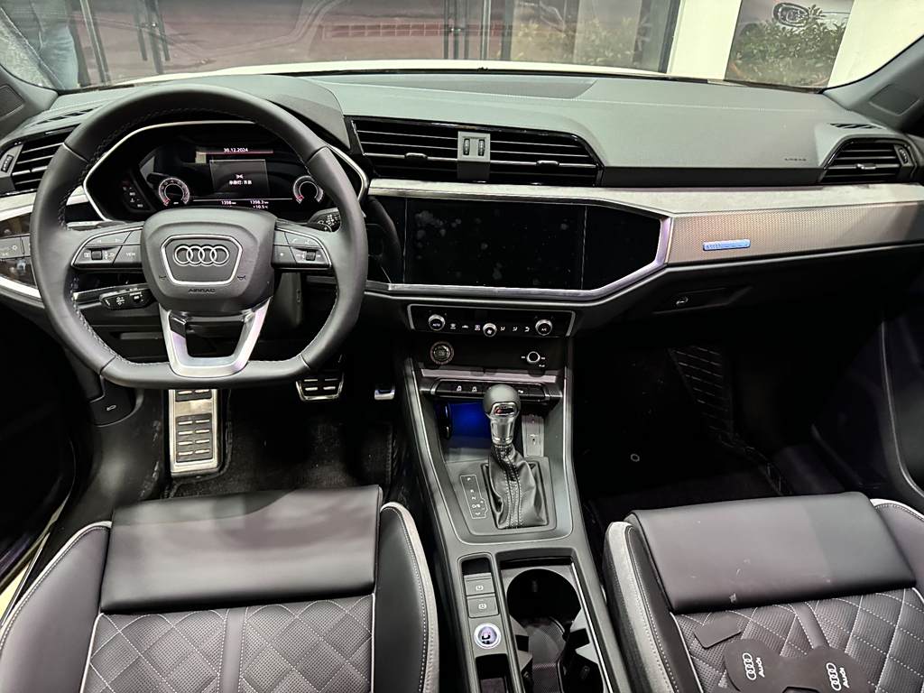 Audi Q3 2024 35 TFSI