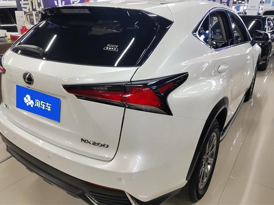 Lexus NX 2020 200   V