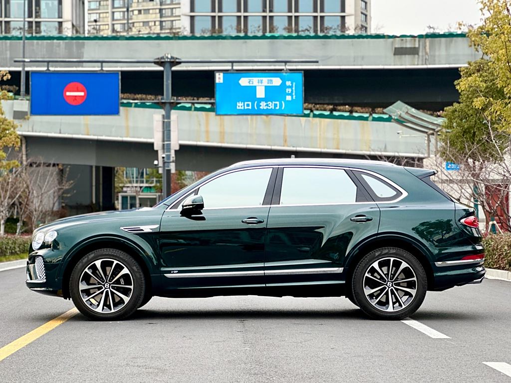 Bentley Bentayga 2022 4.0T V8