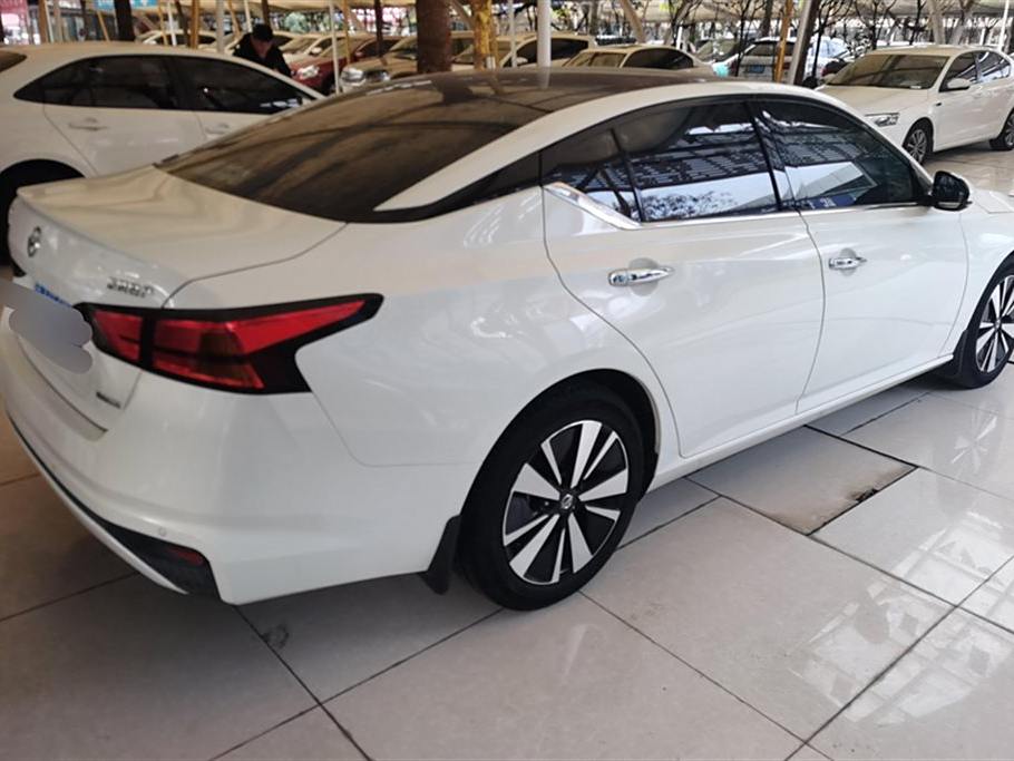 Nissan Teana 2021 2.0L XL