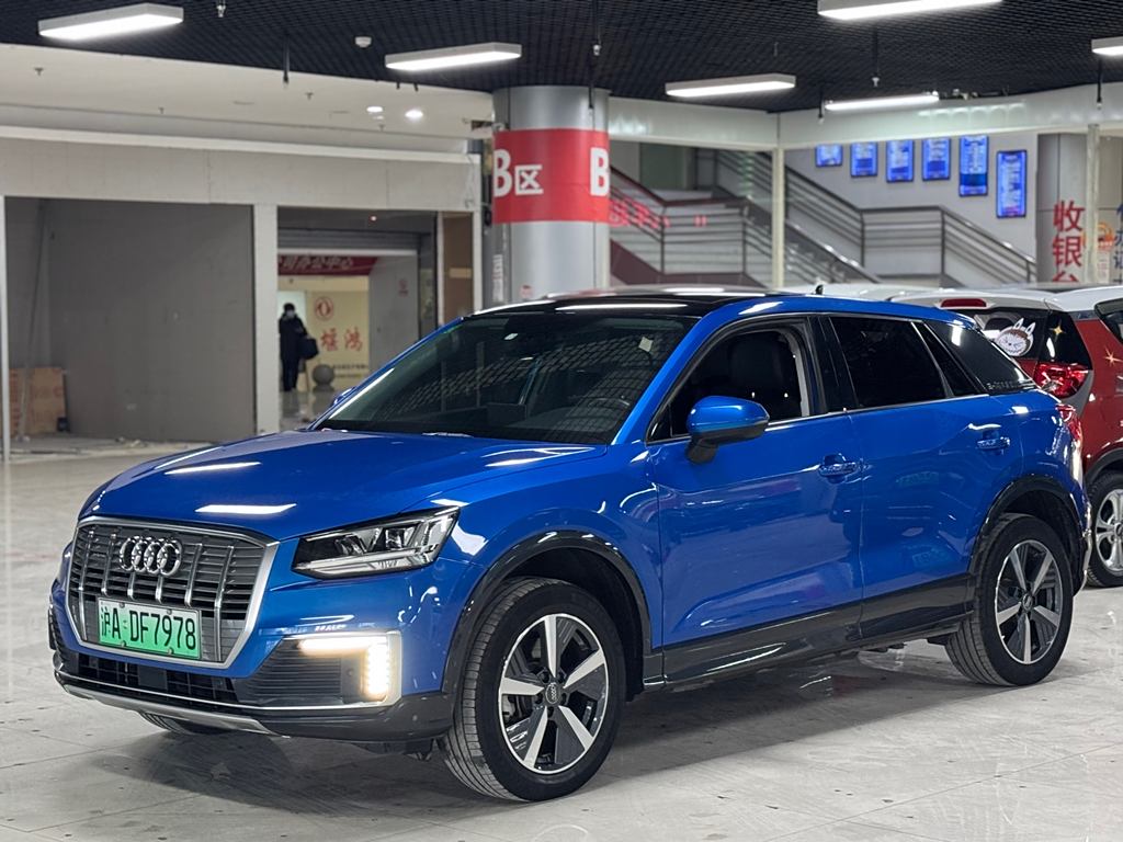 Audi Q2L e-tron 2019 Q2L e-tron