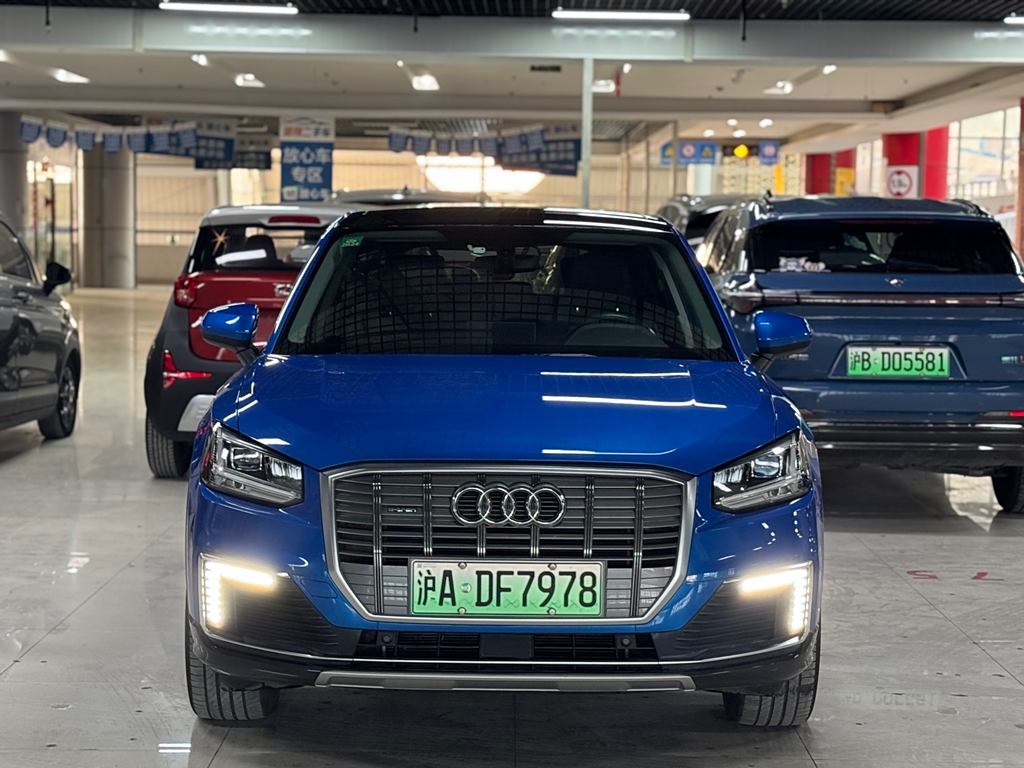 Audi Q2L e-tron 2019 Q2L e-tron