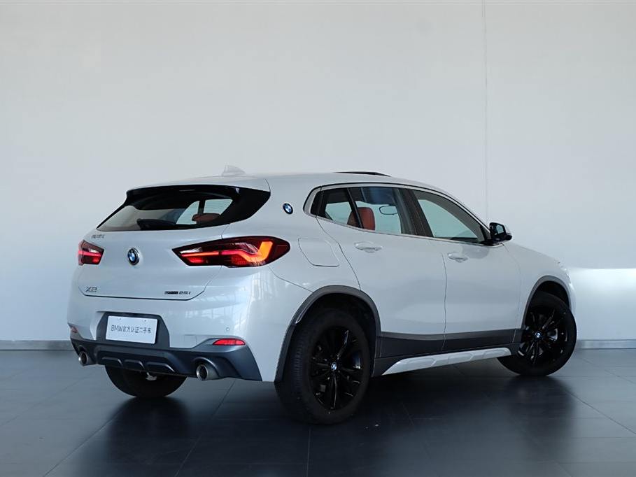 BMW X2 2023 sDrive25i M