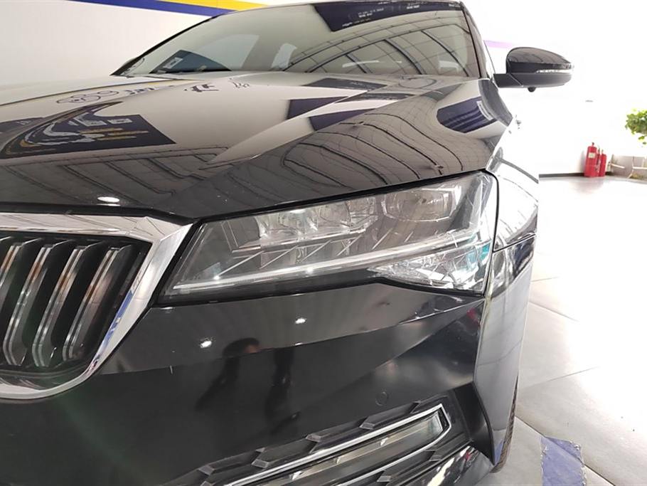 Skoda Superb 2023  TSI280 DSG