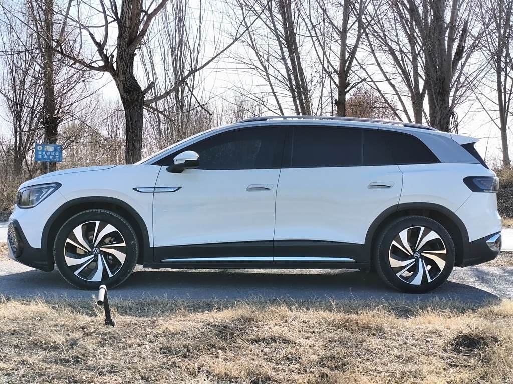 Volkswagen ID.6 CROZZ 2021 PURE+