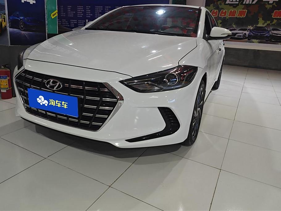 Hyundai Elantra 2020 1.4T ·