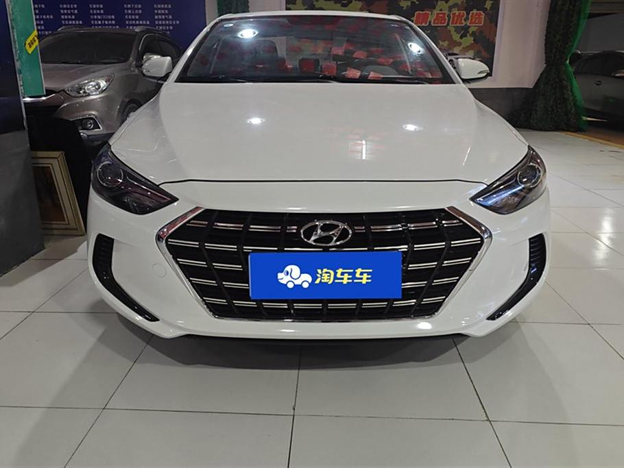 Hyundai Elantra 2020 1.4T ·