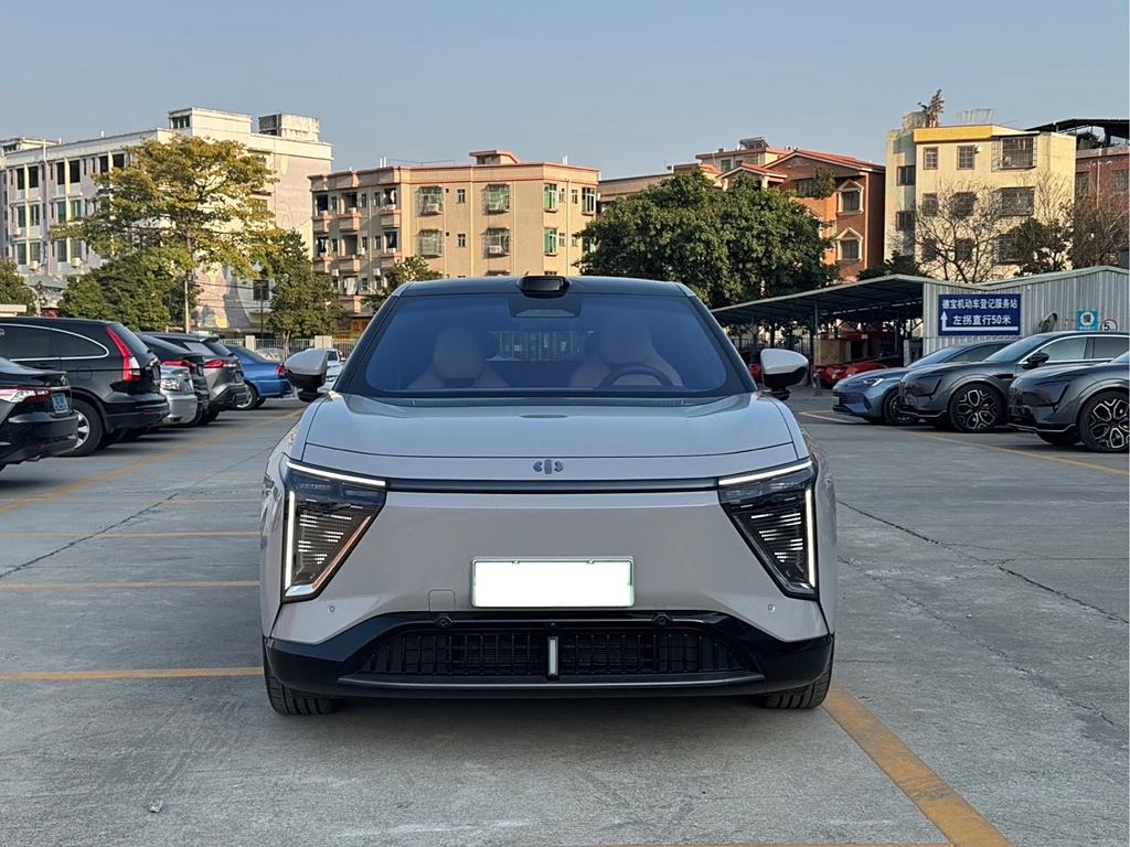 HiPhi Y 2023 560km  Elite