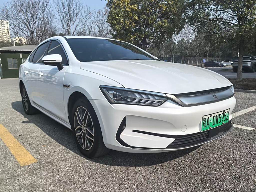 BYD Qin PLUS 2023  EV 420KM