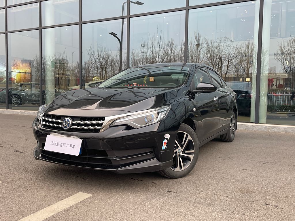 Venucia D60 2019  1.6L Entry Ручная V