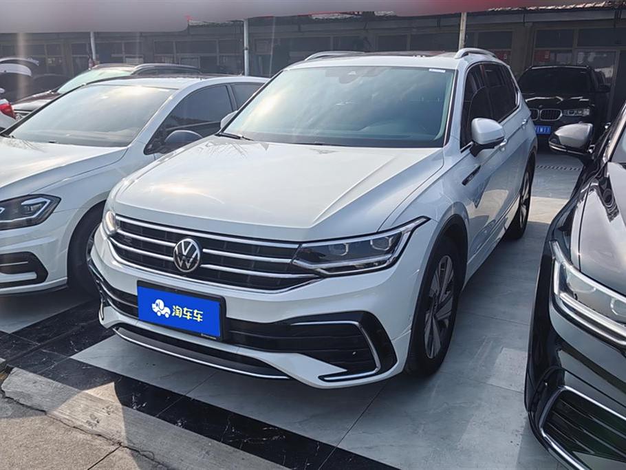 Volkswagen Tiguan L 2023 330TSI АвтоматическаяR-Line