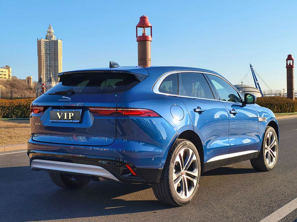 Jaguar F-PACE 2023 P250 HSE