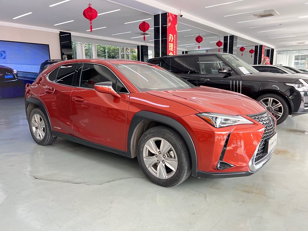 Lexus UX 2020 260h ·