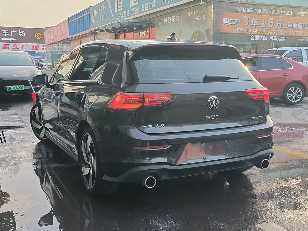 Volkswagen GolfGTI 2021 380TSI DSG GTI