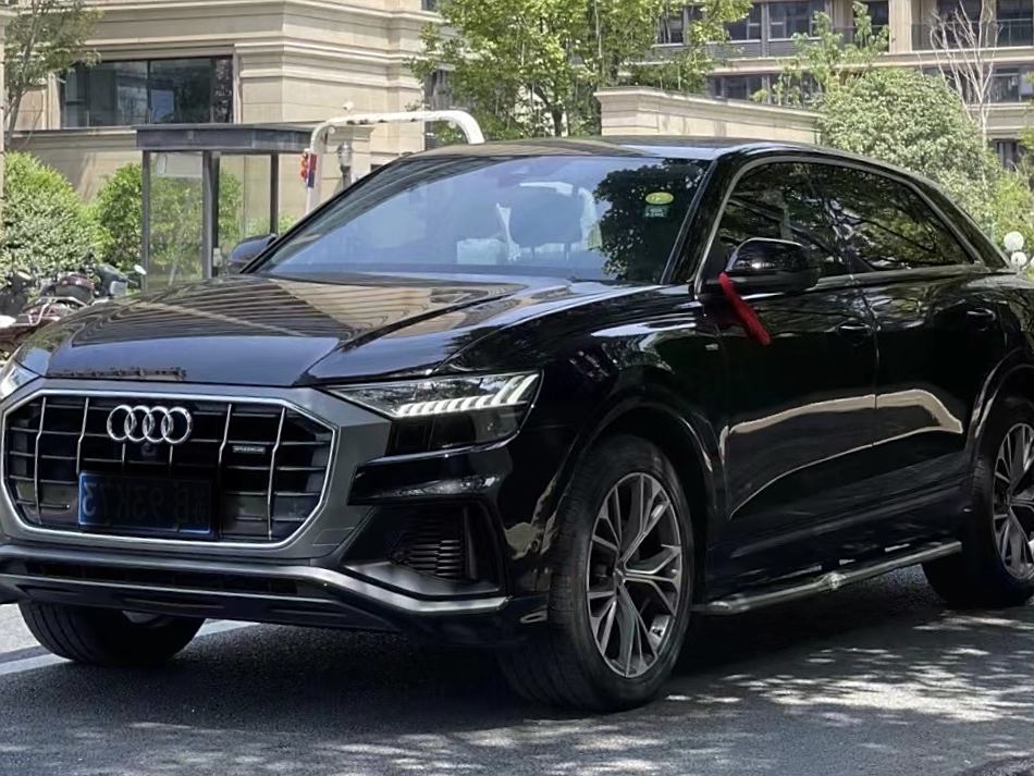 Audi Q8 2022 55 TFSI