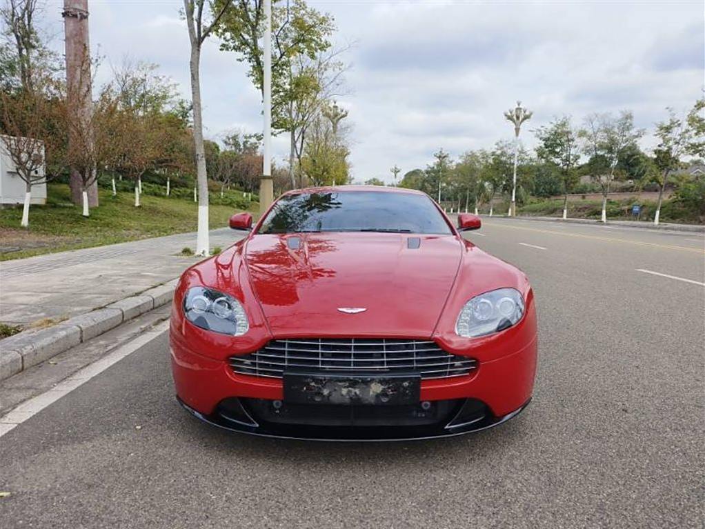 Aston Martin V8 Vantage 2012 4.7L S Coupe