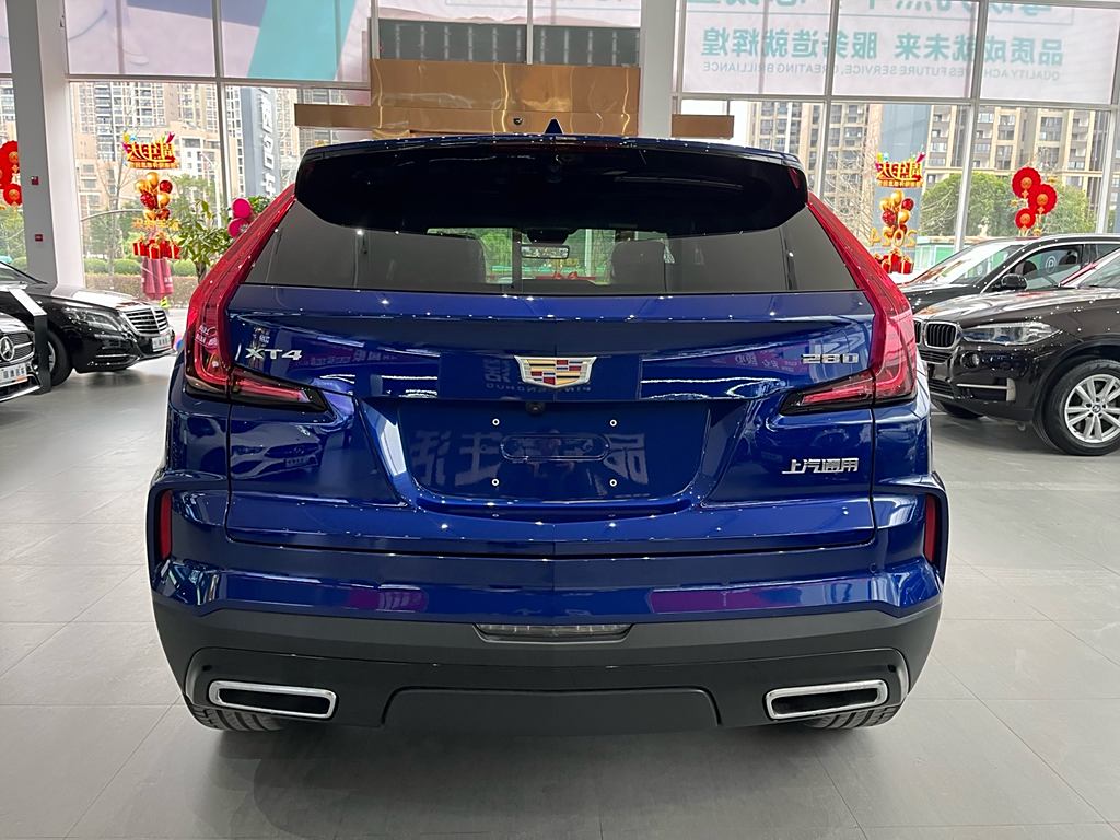 Cadillac XT4 2024 28T