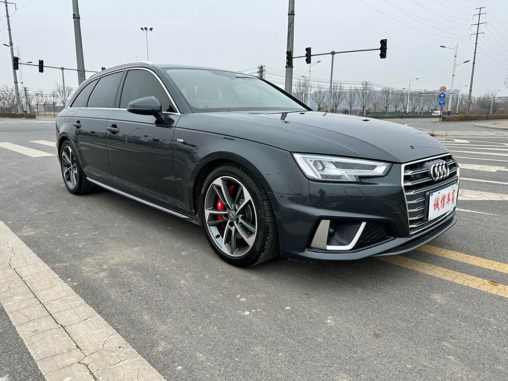 AudiA4 2020 Avant  40 TFSI