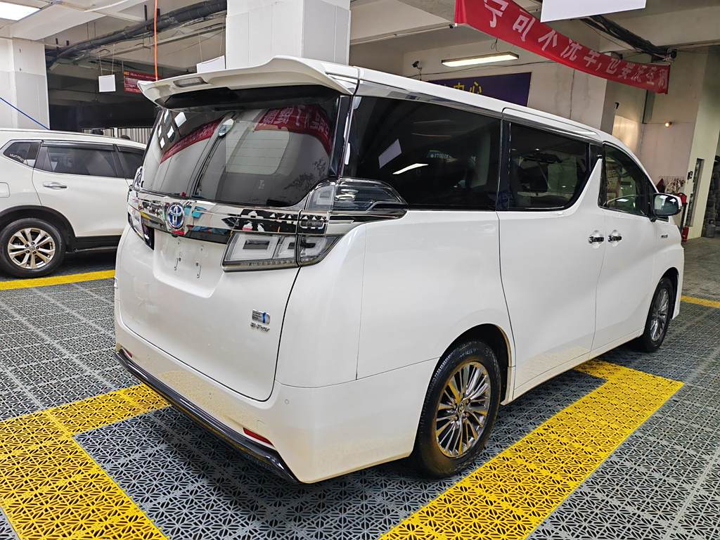 Toyota Vellfire 2021 Toyota Crown  2.5L HV