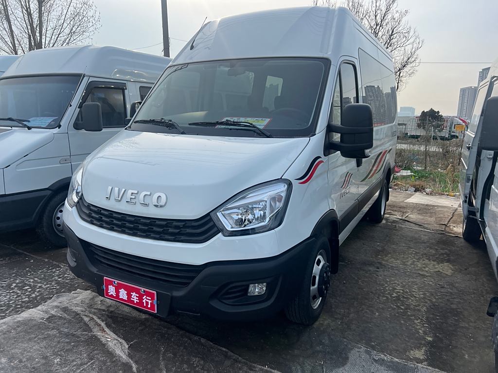 Iveco Eurocargo 2021 3.0T РучнаяРучнаяF1C