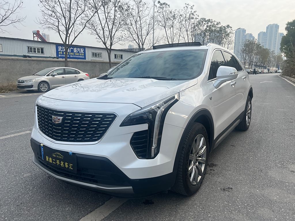 Cadillac XT4 2020  28T  Luxury