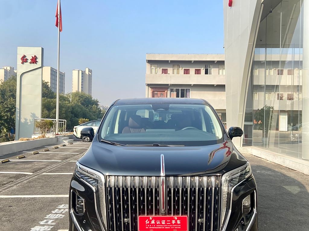 Hongqi HQ9 2023 2.0T