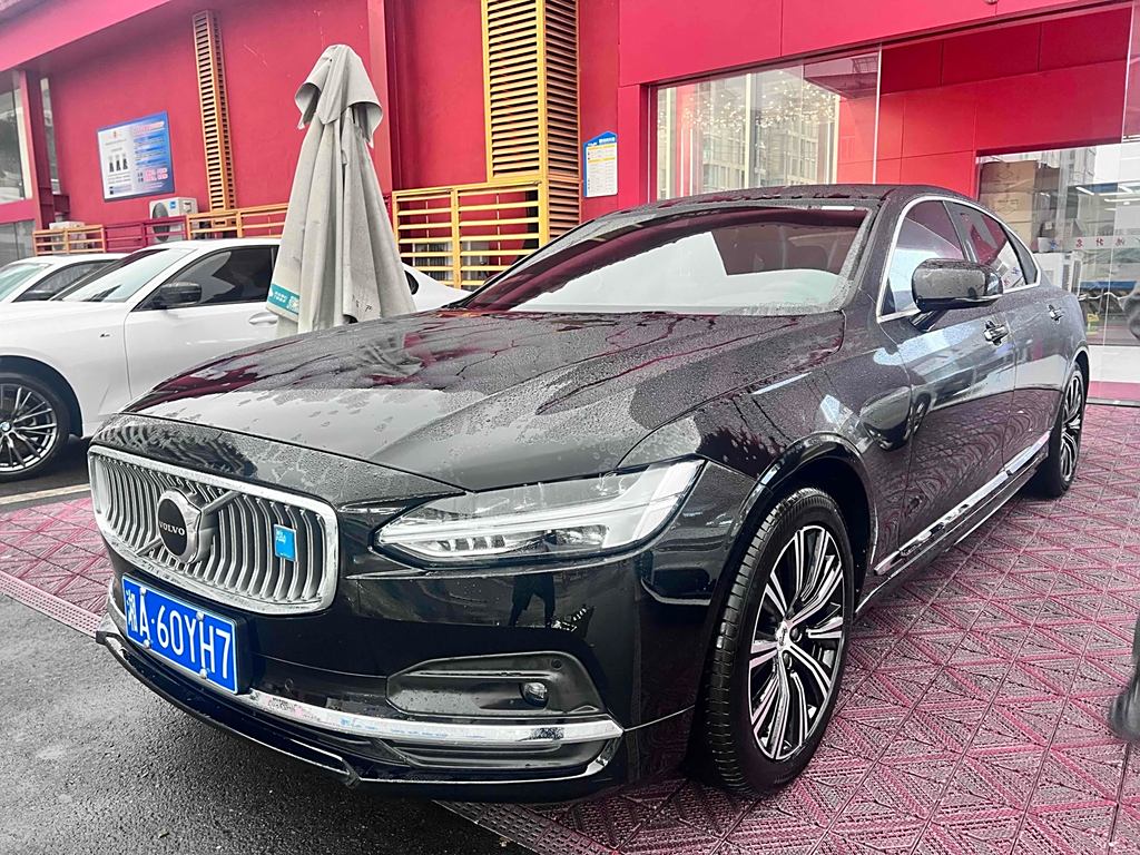 Volvo S90 2021 B5