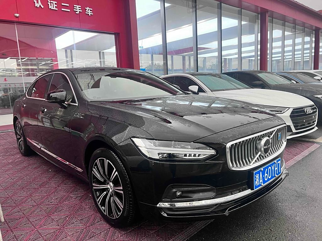 Volvo S90 2021 B5