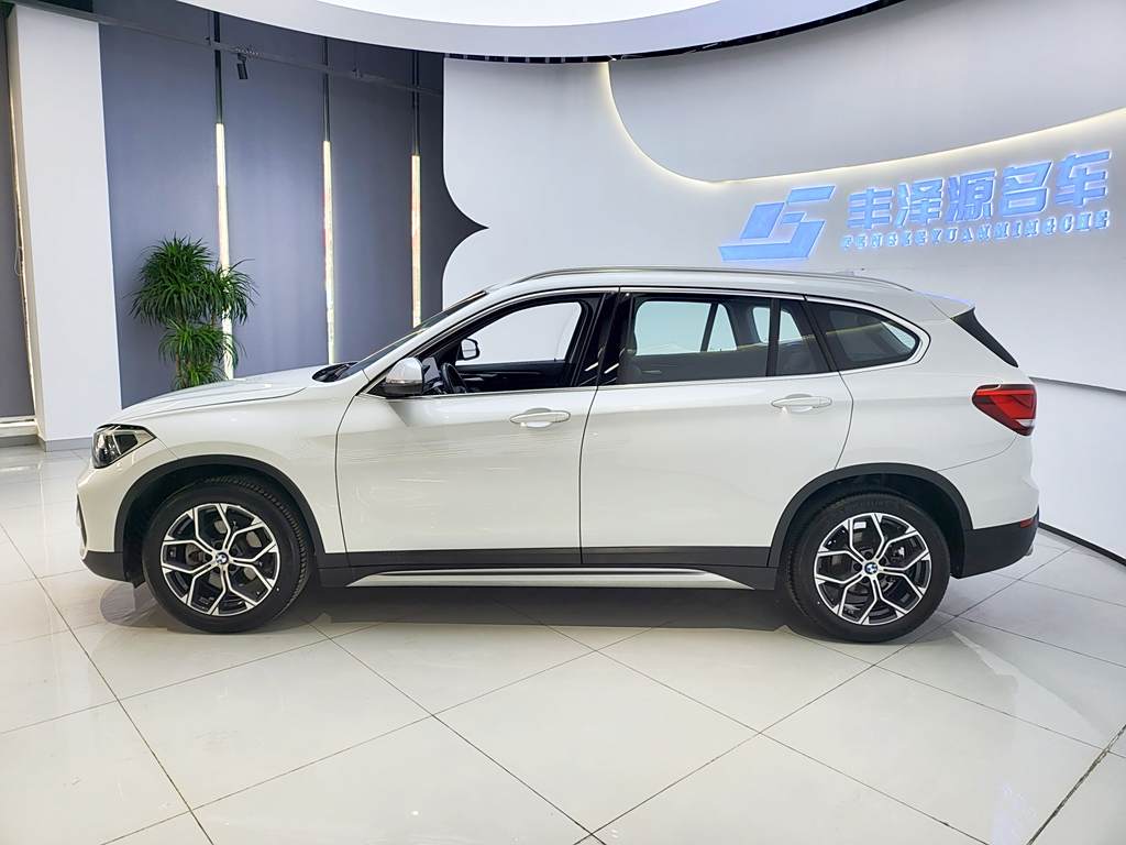 BMW X1 2022 sDrive20Li