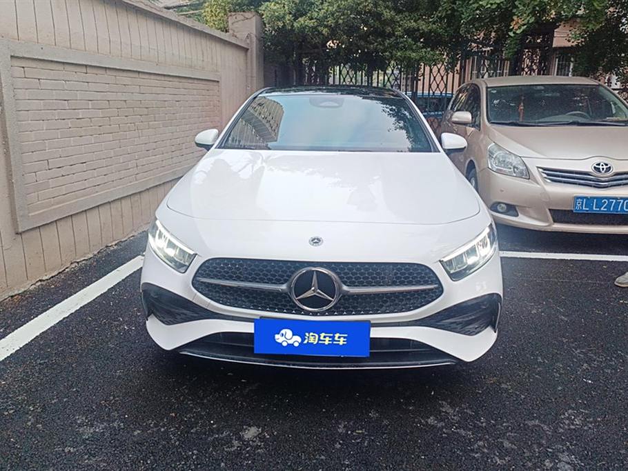 Mercedes-Benz A-Class 2024 A 200 L