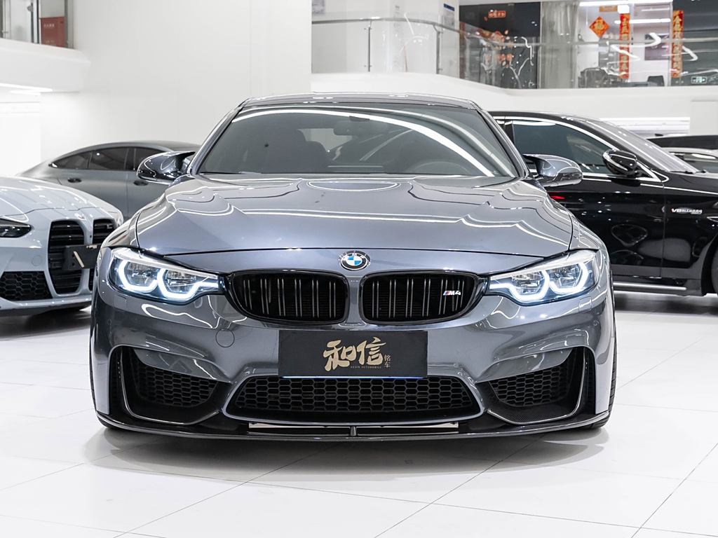 BMW M4 2019 M4Спортивный автомобиль (Sports car)