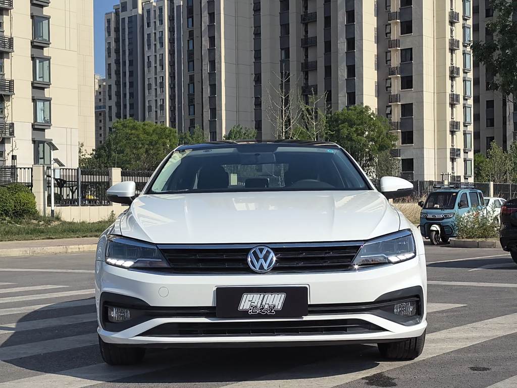 Volkswagen Lamando 2019 230TSI DSG  Euro VI