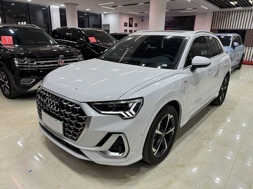 Audi Q3 2024 35 TFSI