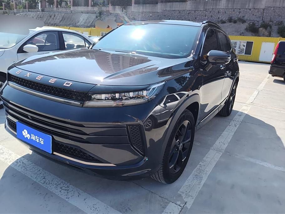 Exeed Zhaofeng 2022 Citroën Versailles 1.6T DCTYufeng