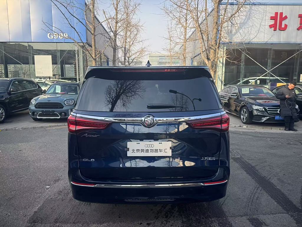 Buick GL8 2022  Avenir