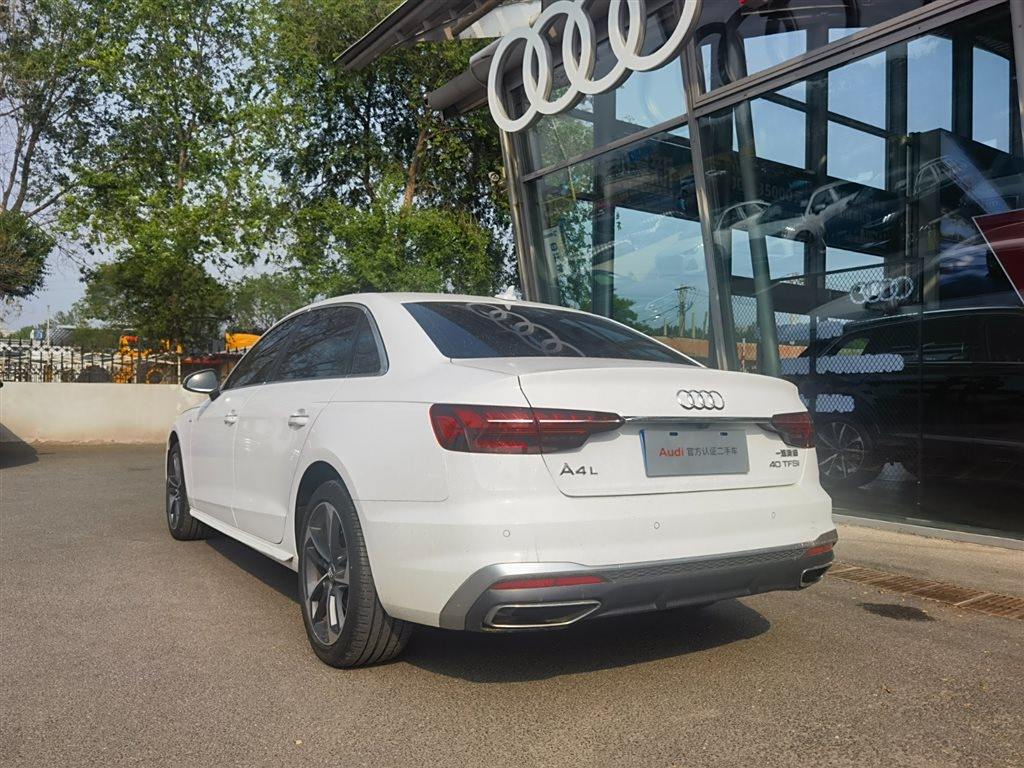 Audi A4L 2024 40 TFSI