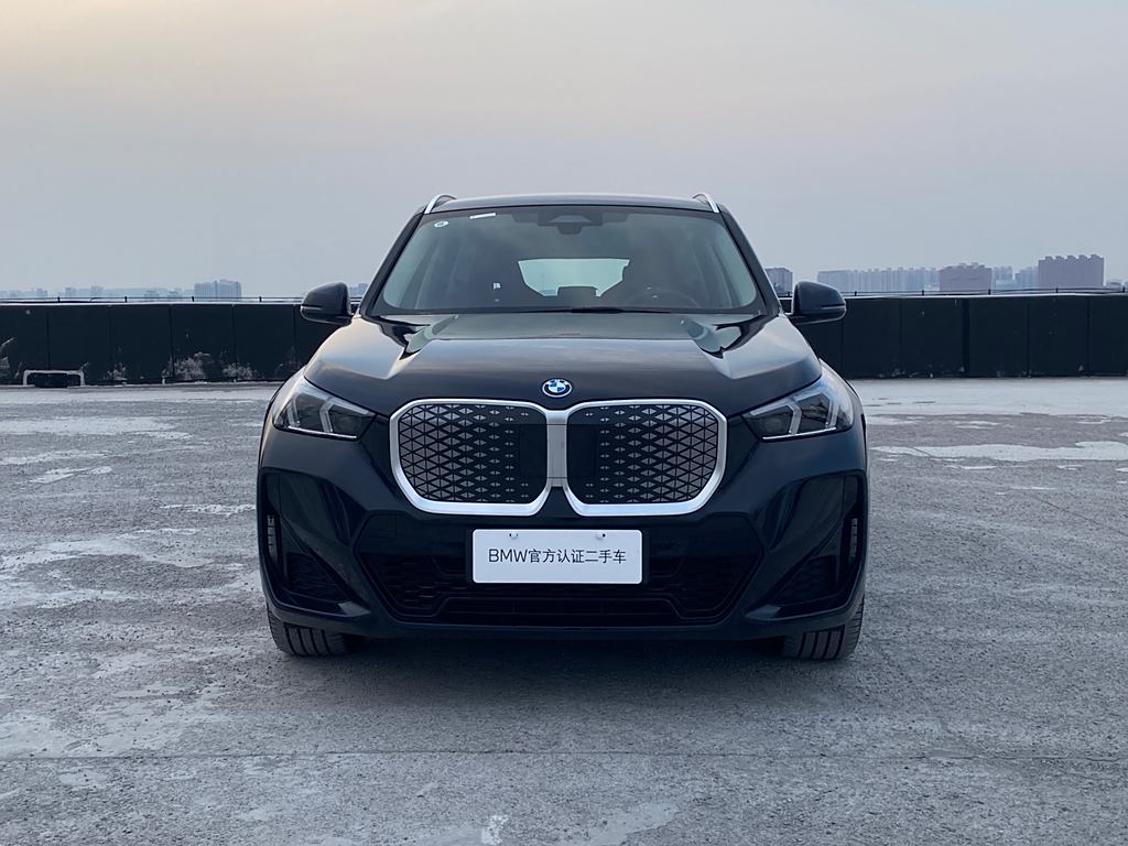 BMW iX1 2023 xDrive30L M Sport Package