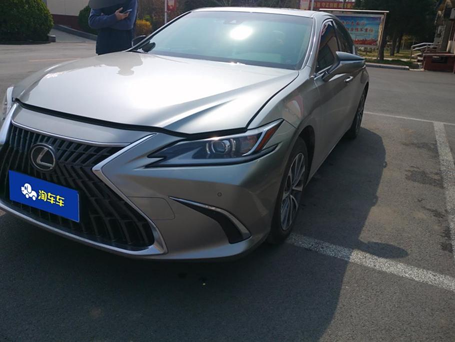 Lexus ES 2022 200