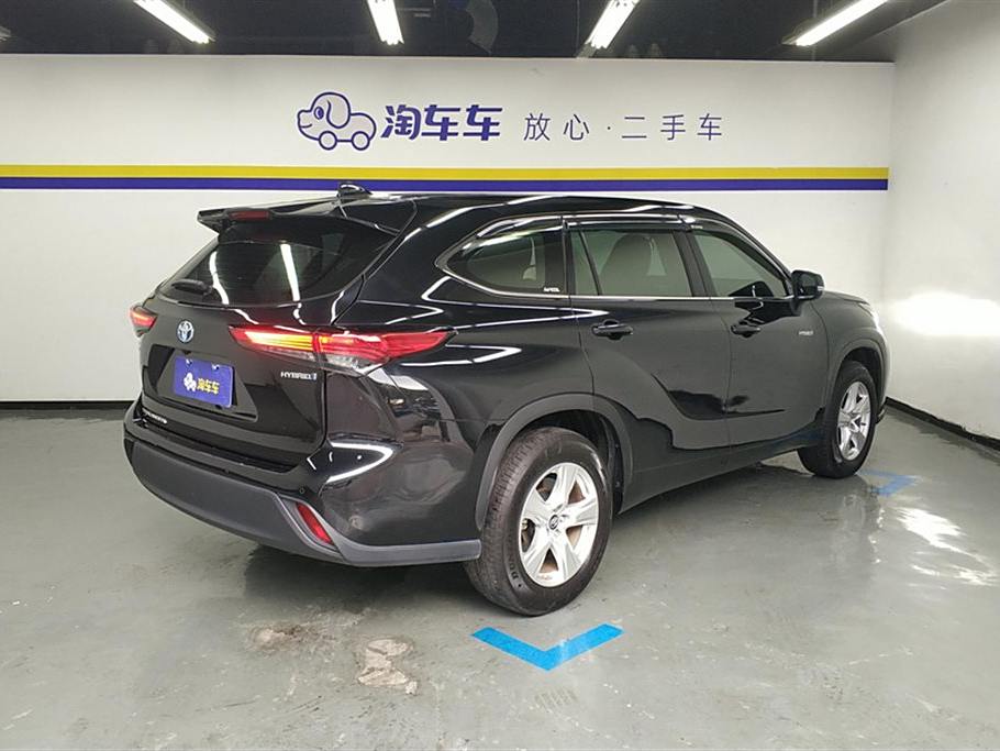 Toyota Highlander 2022  2.5L  Elite 7