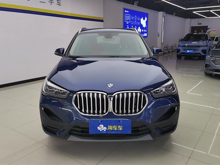 BMW X1 2021  sDrive20Li