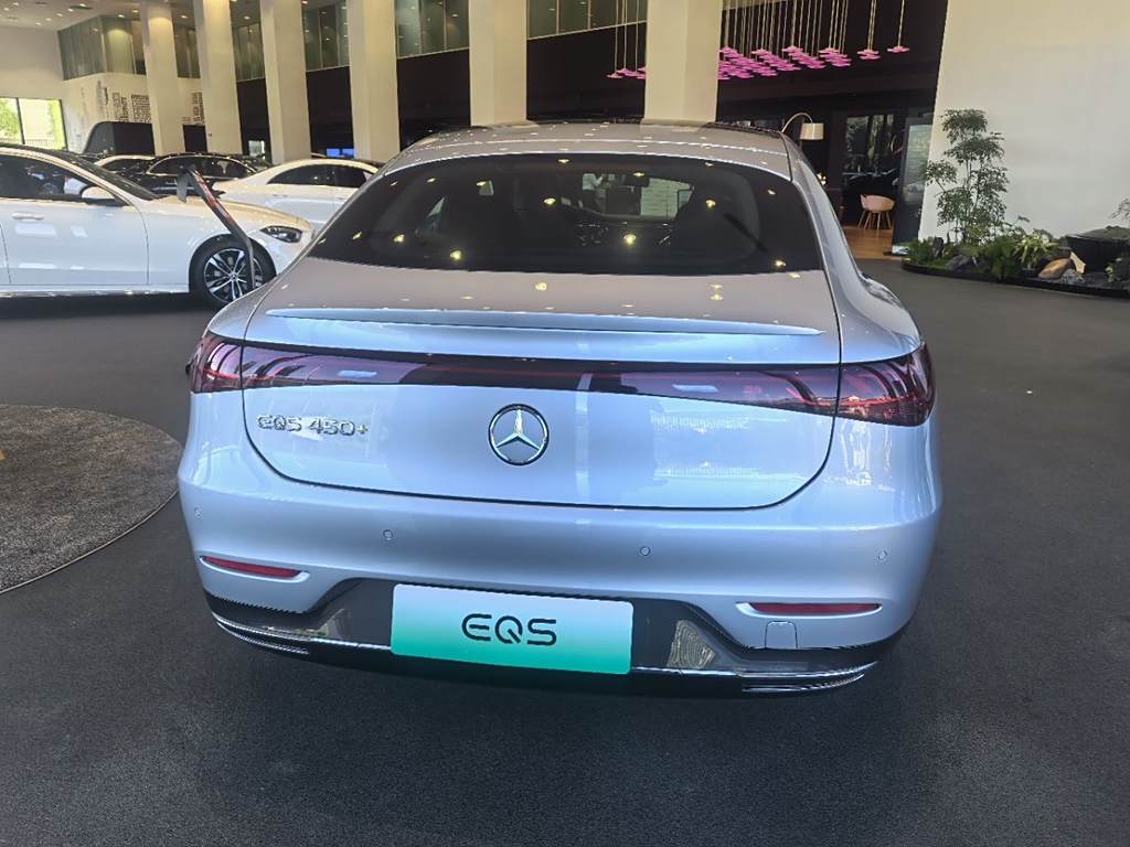 Mercedes-Benz EQS 2022 450+