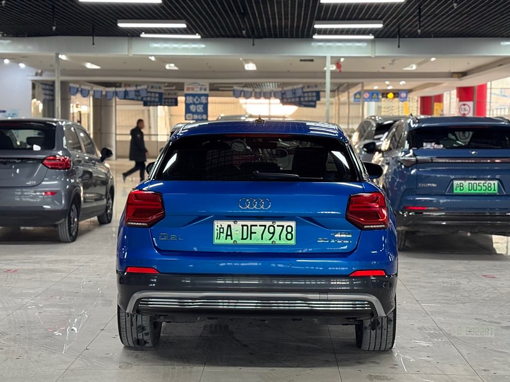 Audi Q2L e-tron 2019 Q2L e-tron